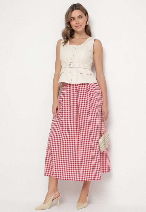 Born2be - Czerwona Spódnica w Kratę Rozkloszowana z Bawełną Leanolia. Okazja: na co dzień. Stan: podwyższony. Kolor: czerwony. Materiał: bawełna. Styl: casual, elegancki