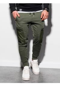 Ombre Clothing - Spodnie męskie dresowe joggery P917 - khaki - XXL. Kolor: brązowy. Materiał: dresówka. Wzór: gładki