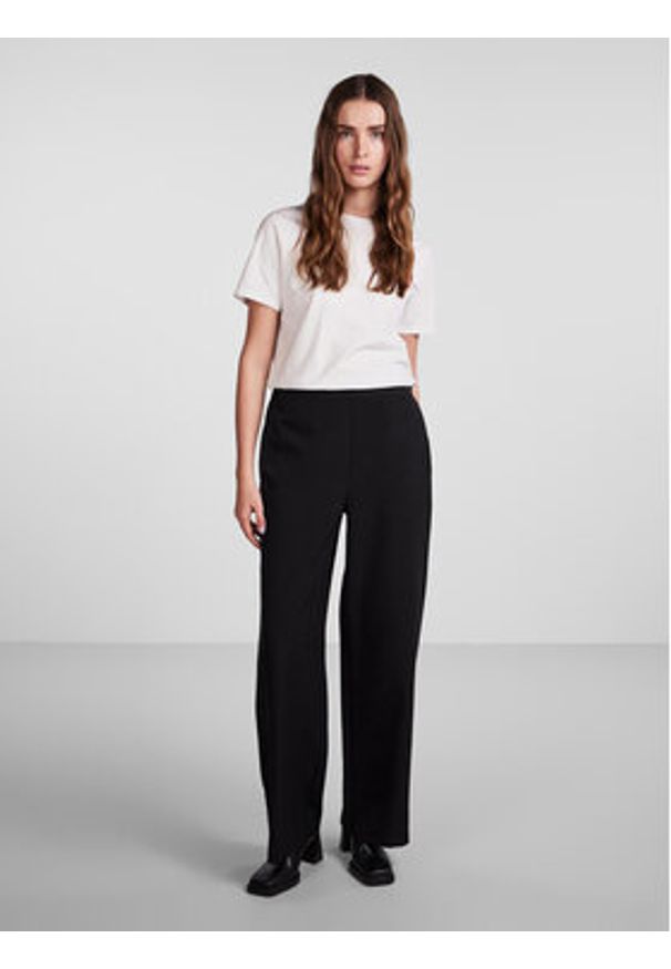 Pieces Spodnie materiałowe Bossy 17140744 Czarny Loose Fit. Kolor: czarny. Materiał: syntetyk