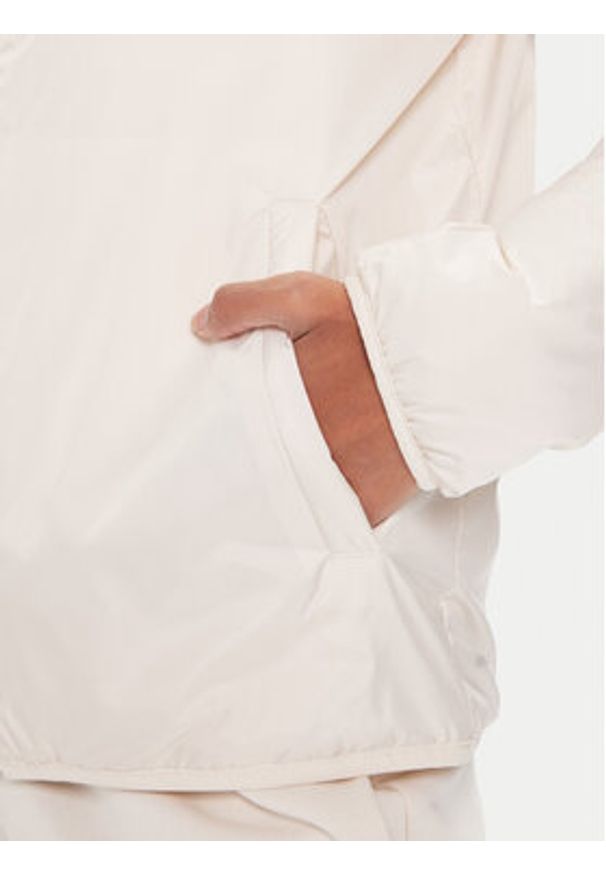 Puma Kurtka przejściowa Ess 688383 87 Écru Regular Fit. Kolor: kremowy. Materiał: syntetyk