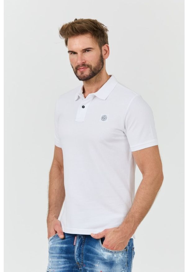 Guess - GUESS Białe męskie polo Washed, Rozmiar XL. Typ kołnierza: polo. Kolor: biały