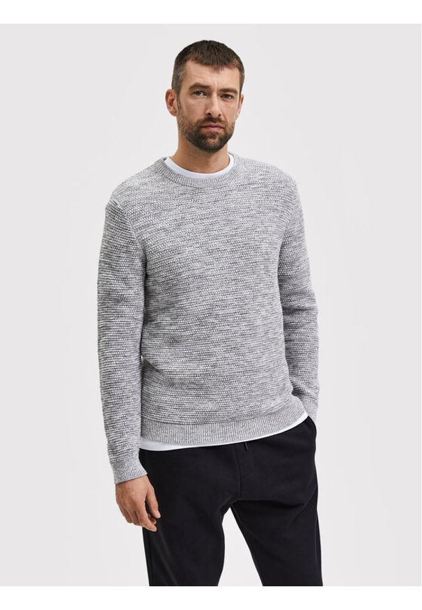 Selected Homme Sweter Vince 16059390 Szary Regular Fit. Kolor: szary. Materiał: bawełna