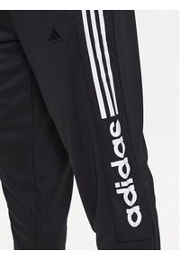 Adidas - adidas Spodnie dresowe IA3048 Czarny Regular Fit. Kolor: czarny. Materiał: syntetyk