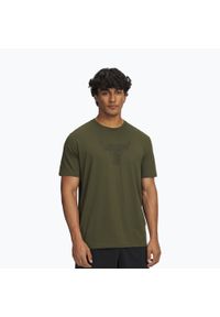 Koszulka Under Armour Project Rock Payoff Graphic. Kolor: zielony. Sport: fitness #1