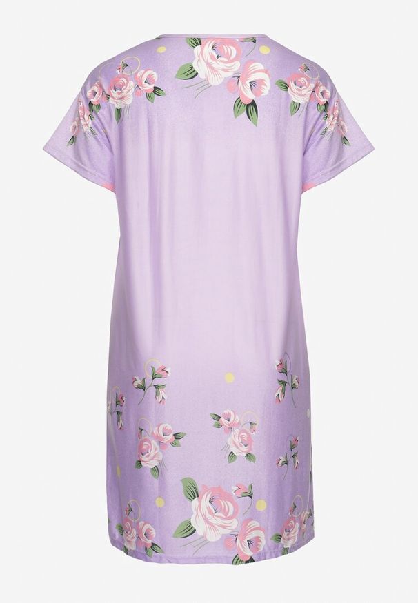 Born2be - Jasnofioletowa Koszula Nocna w Kwiatowy Wzór z Krótkim Rękawem Seliaane. Kolekcja: plus size. Kolor: fioletowy. Długość: krótkie. Wzór: kwiaty