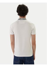 Guess Polo M6GP66 K3070 Biały Slim Fit. Typ kołnierza: polo. Kolor: biały. Materiał: bawełna #2