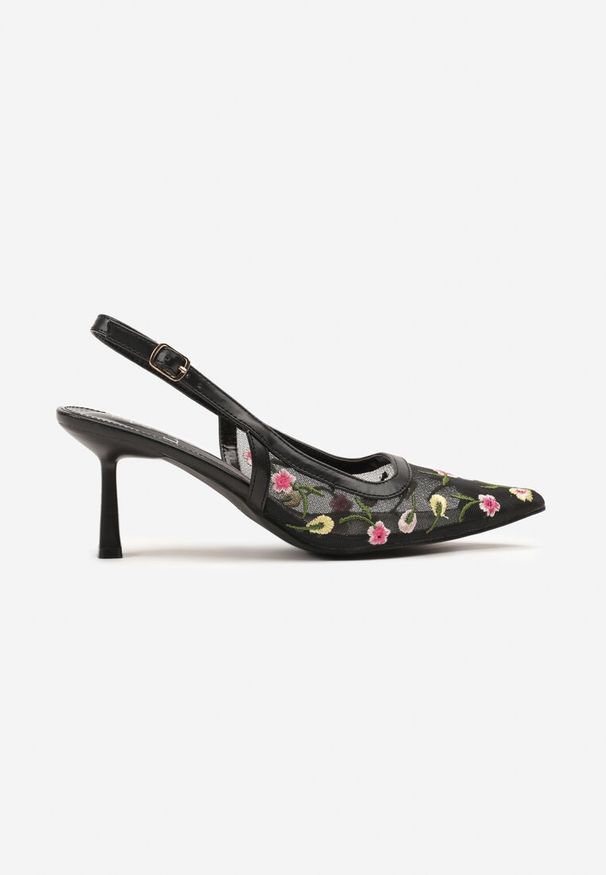 Born2be - Czarne Sandały Slingback na Obcasie Typu Klepsydra Zdobione Haftem Iveltewia. Okazja: na co dzień. Nosek buta: szpiczasty. Zapięcie: pasek. Kolor: czarny. Wzór: aplikacja, haft. Materiał: materiał, jeans. Obcas: na obcasie. Styl: casual. Wysokość obcasa: średni
