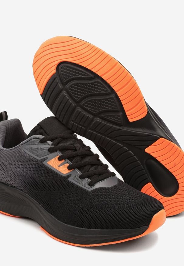 Born2be - Szaro-Pomarańczowe Buty Sportowe Sneakersy Ozdobione Tłoczeniem Sarivara. Okazja: na co dzień. Kolor: szary. Materiał: jeans. Wzór: aplikacja