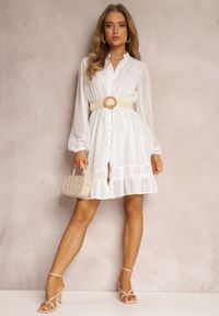 Renee - Biała Sukienka Merrinni. Kolor: biały. Materiał: tkanina. Wzór: haft. Styl: klasyczny, boho #4