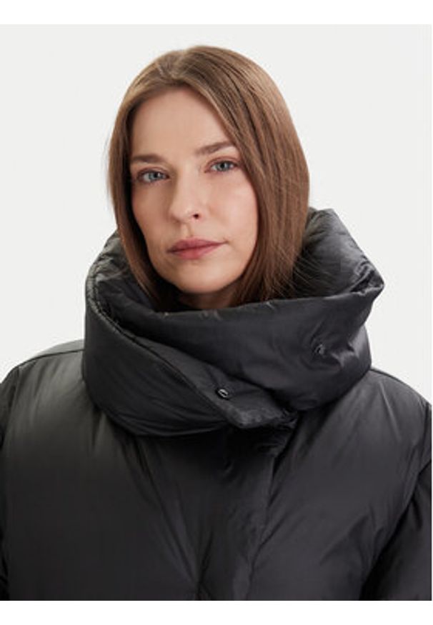 Marc O'Polo Denim Kurtka puchowa 500 0006 533 Czarny Regular Fit. Typ kołnierza: polo. Kolor: czarny. Materiał: syntetyk