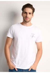 Ochnik - T-shirt męski. Kolor: biały. Materiał: bawełna. Wzór: nadruk #1