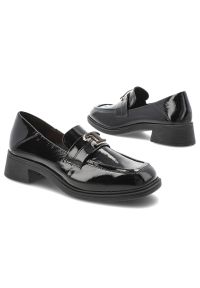 Czarne Półbuty Armodo Lakierowane Obuwie Damskie. Okazja: na spotkanie biznesowe, do pracy, na co dzień. Zapięcie: klamry. Kolor: czarny. Materiał: lakier. Wzór: aplikacja. Obcas: na obcasie. Styl: elegancki, casual, biznesowy. Wysokość obcasa: niski #4