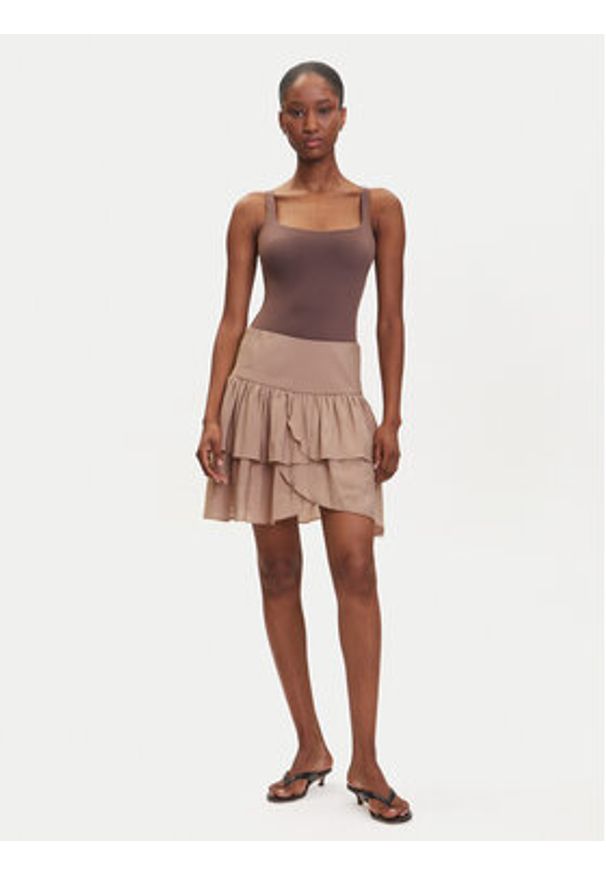 Vero Moda Spódnica mini Clara 10336425 Beżowy Regular Fit. Kolor: beżowy. Materiał: wiskoza
