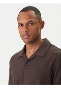 Calvin Klein Jeans Polo Easy Micro Waffle LV04RF205G Brązowy Regular Fit. Typ kołnierza: polo. Kolor: brązowy. Materiał: bawełna #2