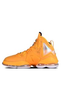 Buty koszykarskie męskie Nike Lebron 19. Kolor: wielokolorowy, pomarańczowy. Materiał: materiał, syntetyk. Szerokość cholewki: normalna