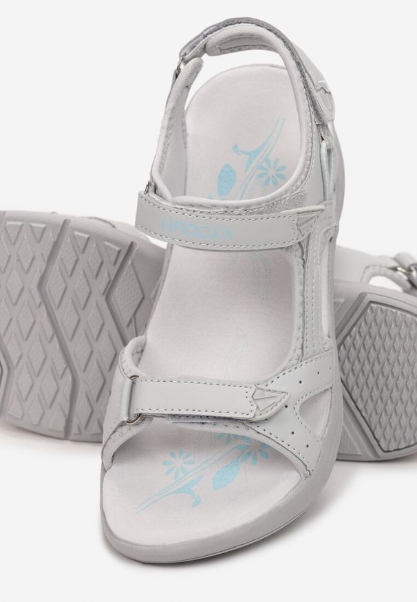 Born2be - Jasnoszare Sandały Sportowe z Wkładką ze Skóry Naturalnej Morgadah. Okazja: na co dzień, na spacer. Kolor: szary. Materiał: skóra. Sezon: lato. Styl: sportowy