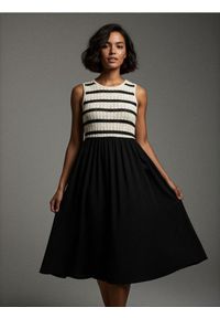 Sinsay - Sukienka z dzianinowym topem - czarny. Kolor: czarny. Materiał: dzianina #1