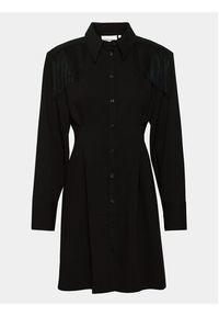 Karen by Simonsen Sukienka koszulowa Mae 10104797 Czarny Regular Fit. Kolor: czarny. Materiał: syntetyk. Typ sukienki: koszulowe #6