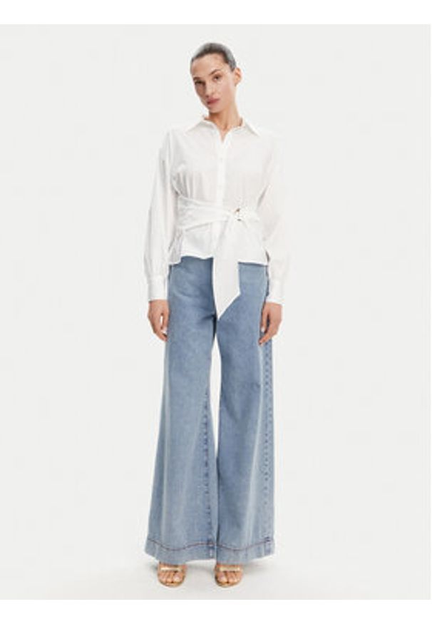 Guess Top 172811 Biały Classic Fit. Kolor: biały. Materiał: bawełna