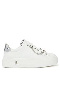 Patrizia Pepe Sneakersy PPJ305 30 Biały. Kolor: biały. Materiał: skóra