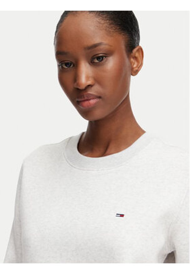 Tommy Jeans Bluza Flag DW0DW19959 Szary jasny Regular Fit. Kolor: szary. Materiał: bawełna