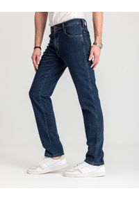 Wrangler - WRANGLER TEXAS SLIM MĘSKIE SPODNIE JEANSOWE CROSS GAME W12S8311U 112126497. Sezon: lato. Styl: elegancki, klasyczny #5