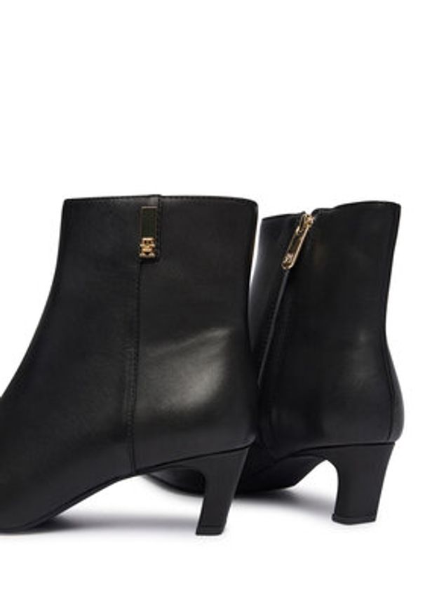TOMMY HILFIGER - Tommy Hilfiger Botki Th Square Toe Kitten Bootie FW0FW08768 Czarny. Kolor: czarny. Materiał: skóra