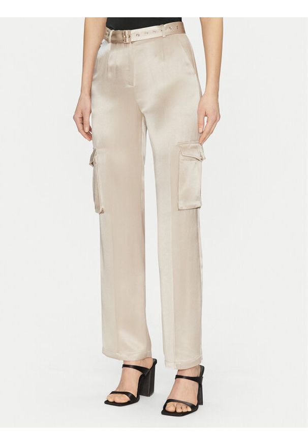 Marciano Guess Spodnie materiałowe 5RGB06 7248A Beżowy Regular Fit. Kolor: beżowy. Materiał: wiskoza