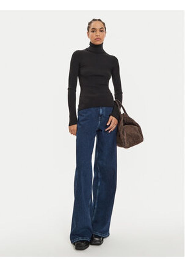 IVY & OAK - IVY OAK Golf Karo IO113030 Czarny Slim Fit. Typ kołnierza: dekolt w karo, golf. Kolor: czarny. Materiał: wełna