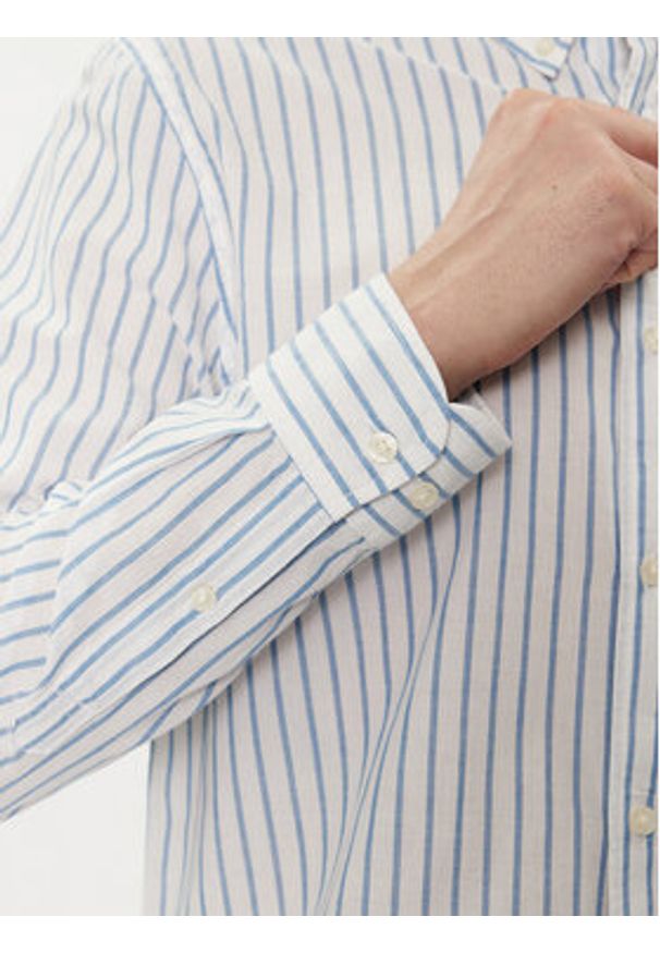 Lee Koszula 112349979 Biały Regular Fit. Kolor: biały. Materiał: bawełna