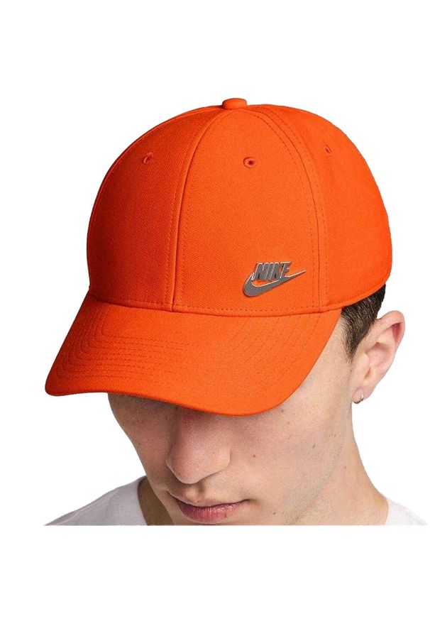 Nike - Strukturalna Czapka Z Daszkiem Z Metalowym Logo Klubu. Kolor: żółty, wielokolorowy, pomarańczowy