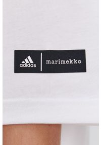 adidas Performance - Adidas Performance - Sukienka x Marimekko. Kolor: biały. Materiał: bawełna, dzianina. Długość rękawa: krótki rękaw. Typ sukienki: oversize. Długość: mini #2