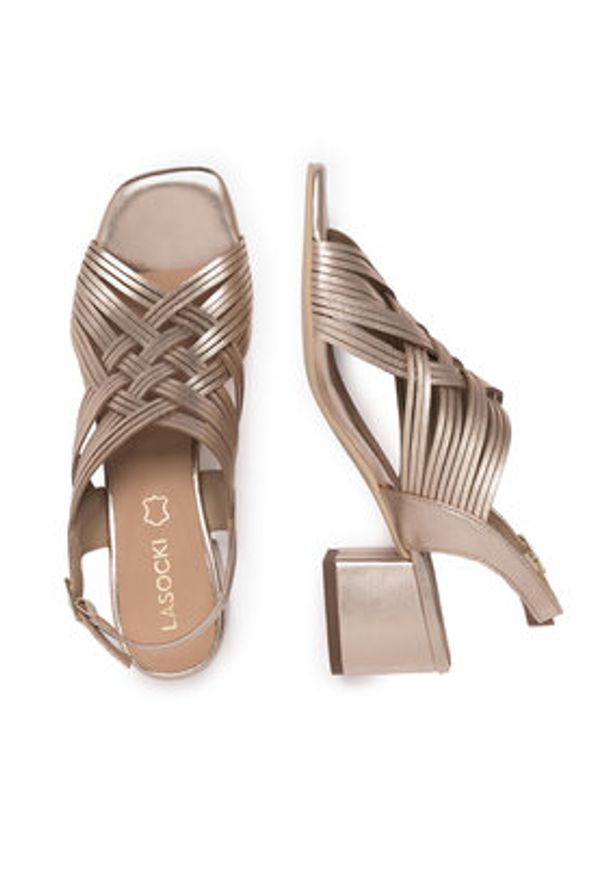 Lasocki Sandały WB-ELA-33 Złoty. Kolor: złoty. Materiał: skóra