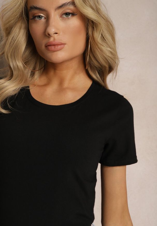 Renee - Czarny Klasyczny T-shirt z Bawełny Bilena. Okazja: na co dzień. Kolor: czarny. Materiał: bawełna. Styl: klasyczny