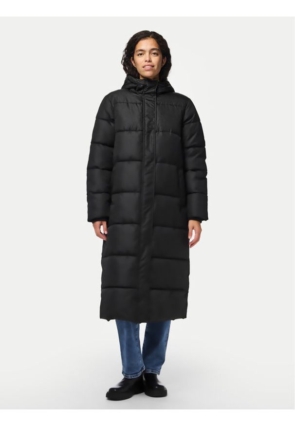 Pieces Kurtka zimowa Maddie 17150937 Czarny Regular Fit. Kolor: czarny. Materiał: syntetyk. Sezon: zima
