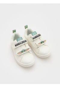 Reserved - Buty STAR WARS - złamana biel. Materiał: materiał. Wzór: motyw z bajki #1