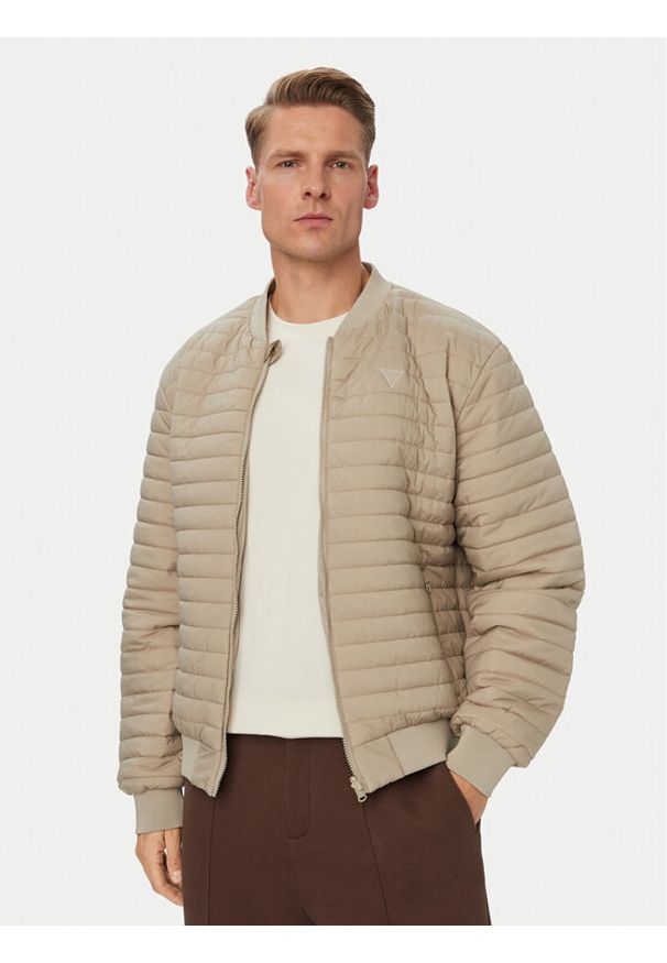 Guess Kurtka bomber Z6YL08 W3514 Beżowy Regular Fit. Kolor: beżowy. Materiał: syntetyk