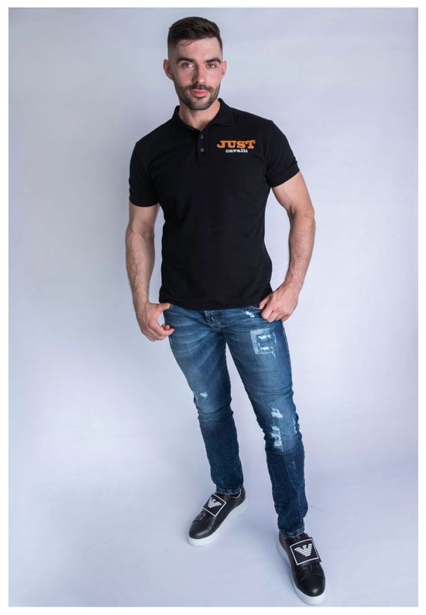 Just Cavalli - JUST CAVALLI Koszulka polo męska, czarna złoto srebrne logo. Typ kołnierza: polo. Kolor: czarny
