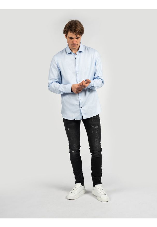 TOMMY HILFIGER - Tommy Jeans Koszula Slim Fit | TT0TT06149 | Mężczyzna | Biały, Niebieski. Typ kołnierza: kołnierzyk włoski. Kolor: niebieski, biały, wielokolorowy. Materiał: bawełna