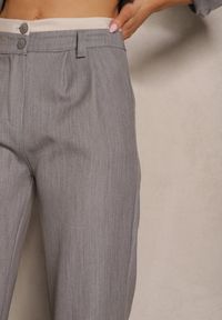Renee - Jasnoszare Spodnie Garniturowe High Waist z Przeszyciami Variola. Stan: podwyższony. Kolor: szary. Styl: klasyczny
