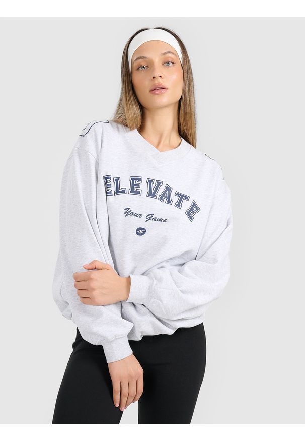 4f - 4F Bluza dresowa nierozpinana bez kaptura damska - szara M. Okazja: na co dzień. Typ kołnierza: bez kaptura. Kolor: szary. Materiał: dresówka. Wzór: nadruk. Styl: casual. Sport: fitness