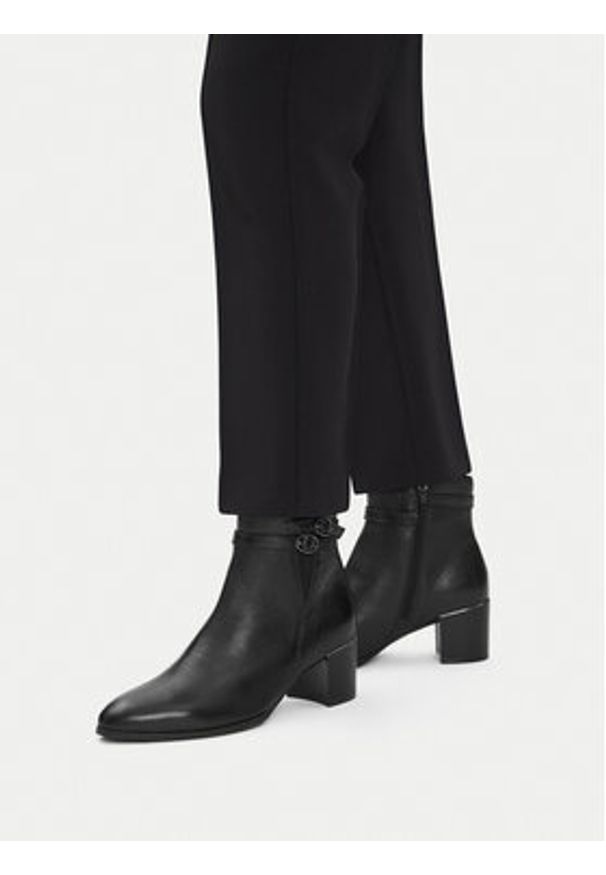 Lasocki Botki CEO-WB-CELESTE-31 Czarny. Kolor: czarny. Materiał: skóra