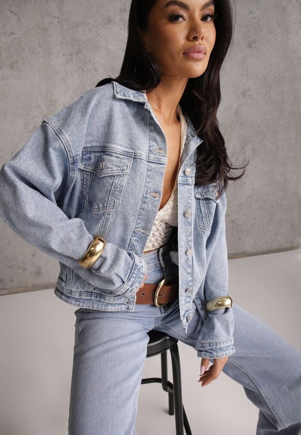 Renee - Niebieska Jeansowa Kurtka z Bawełną w Stylu Basic Elliemia. Kolor: niebieski. Materiał: bawełna, jeans. Wzór: haft, grochy. Styl: klasyczny, retro, boho