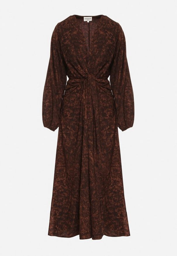 Born2be - Brązowa Sukienka z Marszczeniem i Rozcięciem na Nogę Zobella. Okazja: na co dzień. Kolor: brązowy. Typ sukienki: proste. Styl: casual