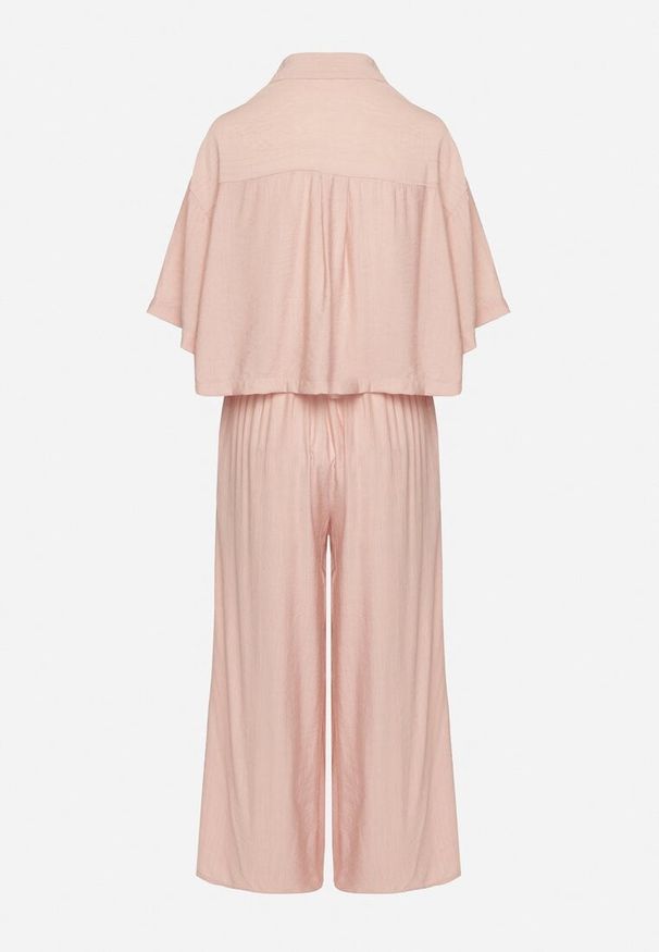 Born2be - Ciemnoróżowy Wiskozowy Komplet Oversize Koszula z Krótkim Rękawem i Spodnie Dovilissea. Kolor: różowy. Materiał: wiskoza