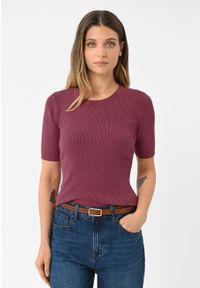 Volcano - Dzianinowa koszulka w prążek TM-ELDA. Okazja: na co dzień. Materiał: dzianina. Długość rękawa: krótki rękaw. Długość: krótkie. Wzór: prążki. Styl: klasyczny, casual, elegancki #1