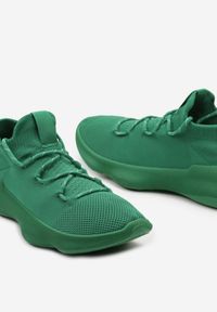 Born2be - Zielone Wsuwane Buty Sportowe z Elastycznej Siateczki Oinesta. Zapięcie: bez zapięcia. Kolor: zielony