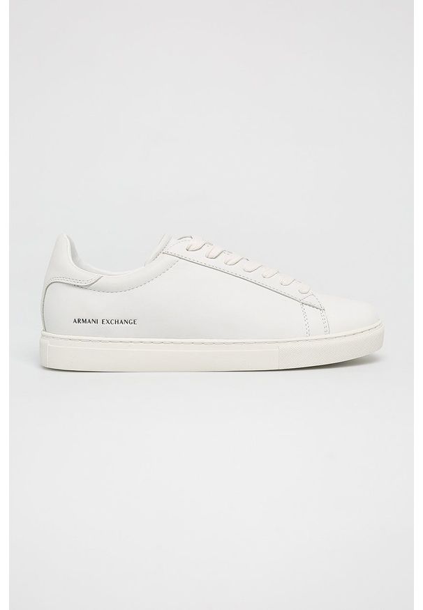 Armani Exchange - Buty. Nosek buta: okrągły. Zapięcie: sznurówki. Kolor: biały. Materiał: guma