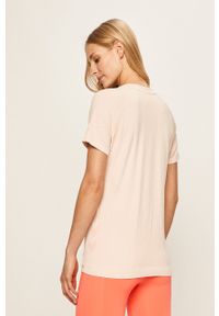 Hummel - T-shirt. Kolor: różowy. Materiał: materiał, dzianina. Wzór: gładki #3