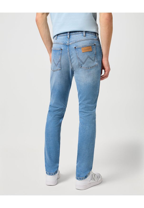 Wrangler - WRANGLER LARSTON MĘSKIE SPODNIE JEANSOWE JEANSY DŻINSY CLEVER BLUE W112352836